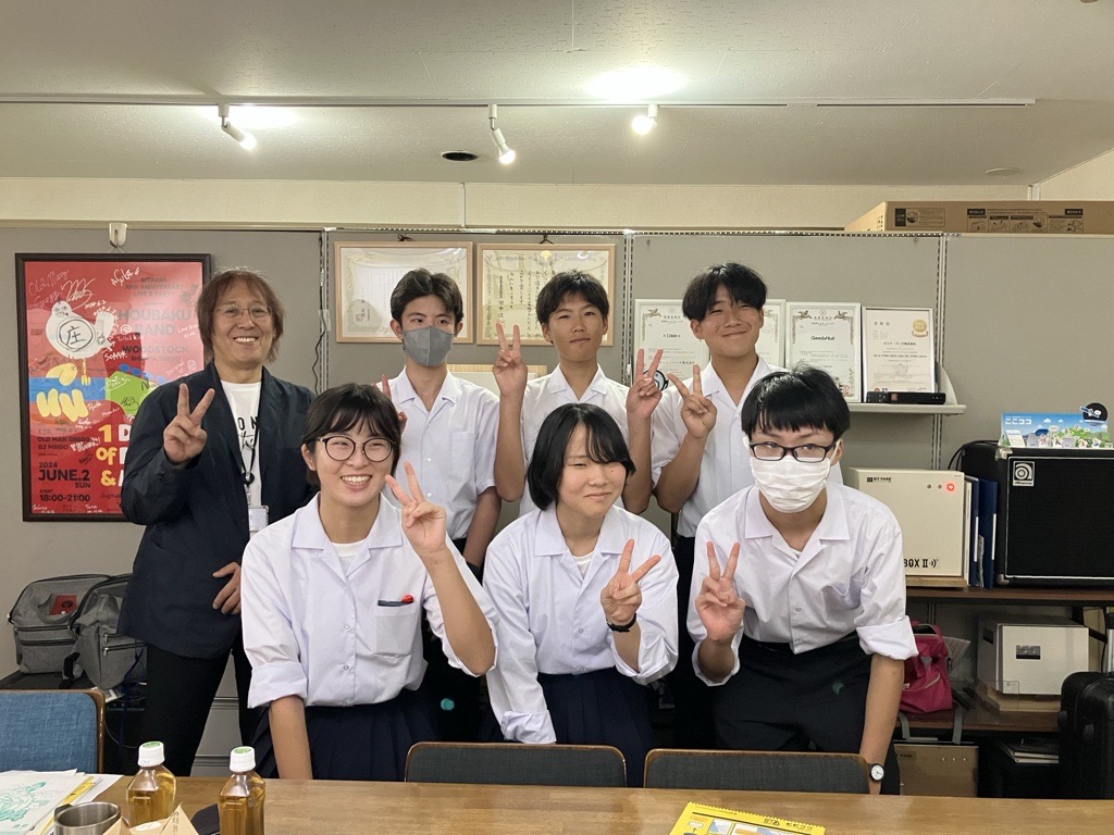 岐阜県東部中学校の生徒の皆さん
